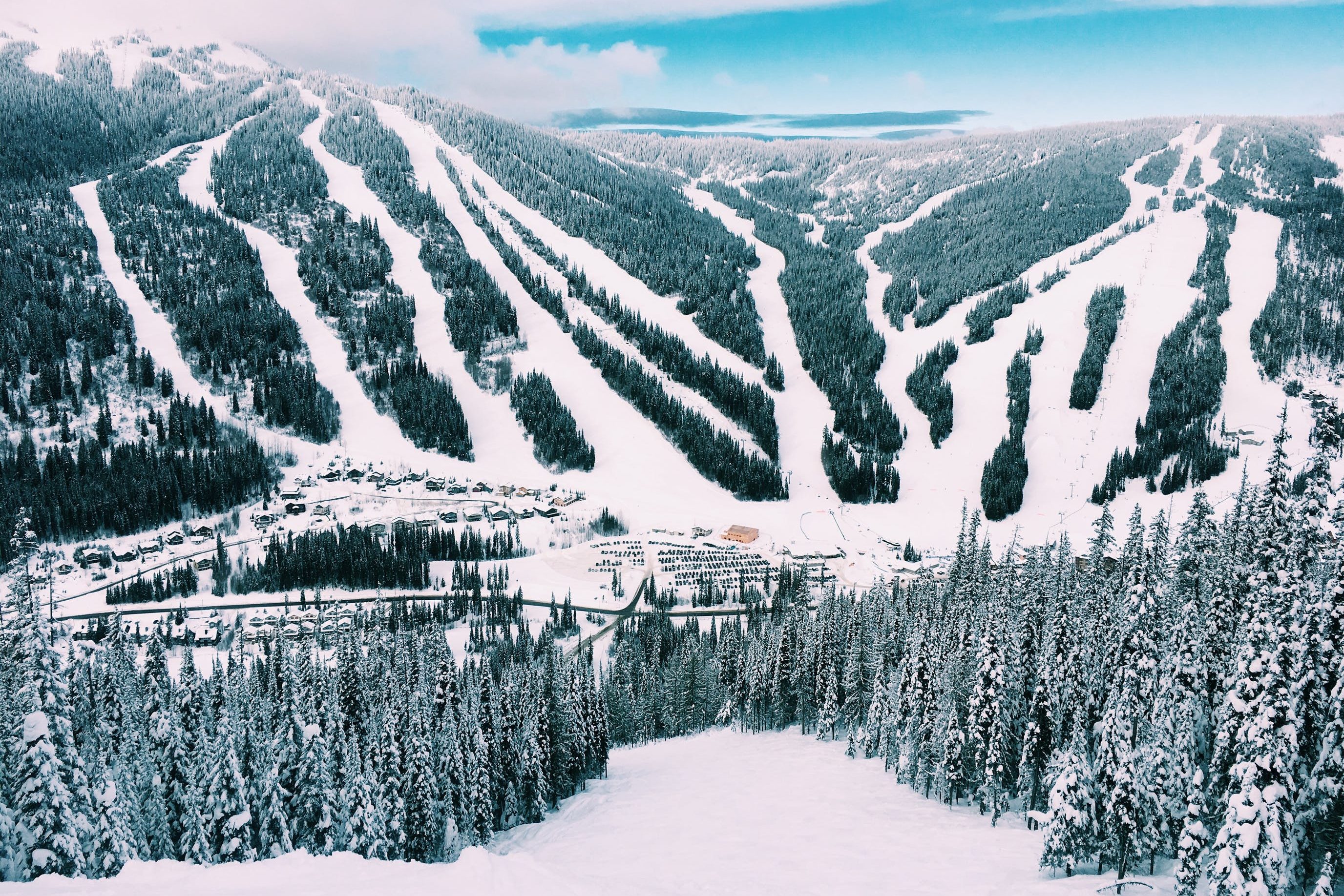 Sun Peaks Powder Excursion 2 Night | Destination Snow by DCT